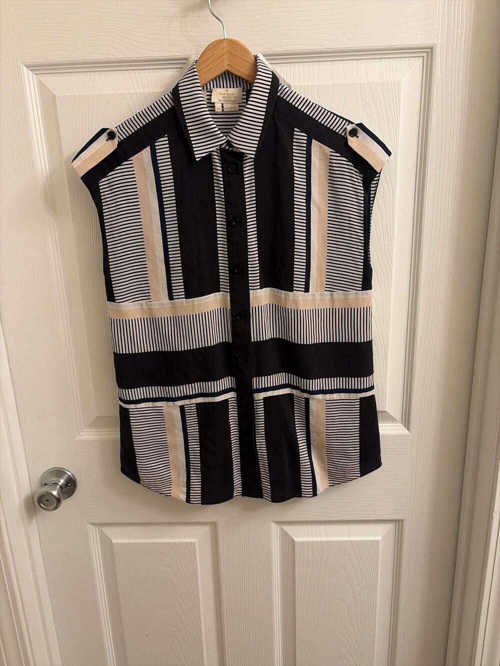 Kate Spade New York 100% Silk Striped Sleeveless Button Down Blouse